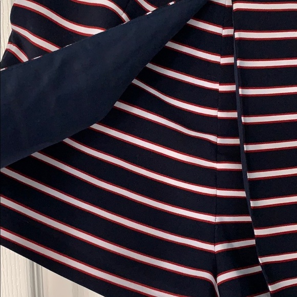 English Factory Shorts - Picture 3 of 7